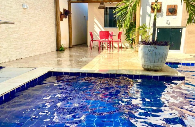 Linda Casa com piscina e totalmente climatizada Airbn b