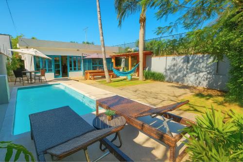 Linda Casa com Piscina - Praia do Pernambuco