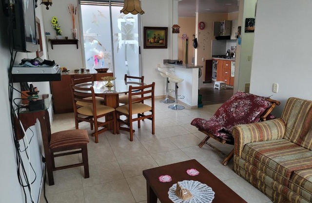 Linda casa en Anapoima capacidad hasta 9 personas en Condominio con piscina