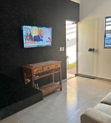 Linda casa próximo faculdade UCDB mínimo 2 diarias