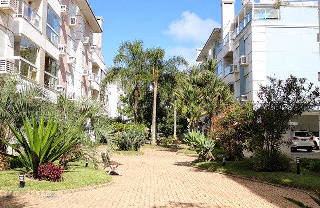 Lindo Ap condomínio Villa Giardino ótima localização .