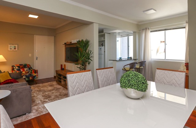 Lindo Apartamento - Parque Barigui - MLN001
