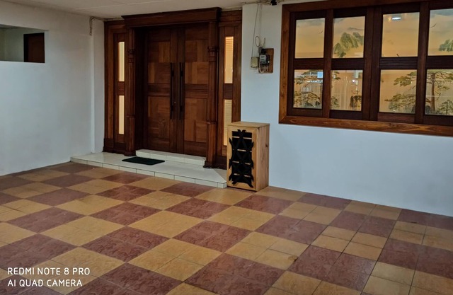 Ling's double story terrace house