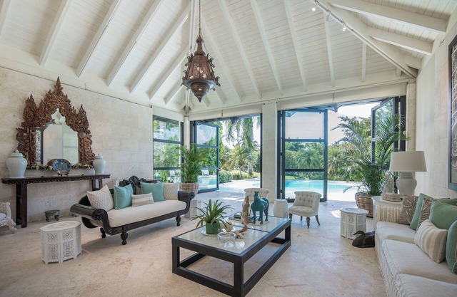 Lion Quay House, Fine Art & Luxury in the Caribbean's finest Exclusive Resort