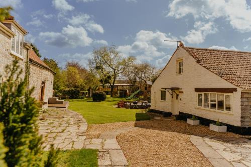 Little England Retreats - The Cottage