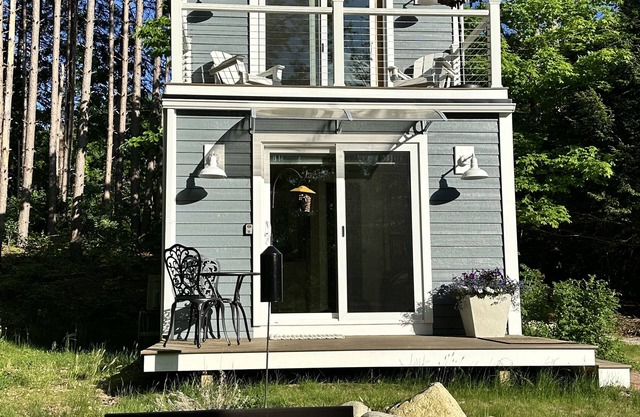 Little Fox Hill - a tiny house in the woods by a brook