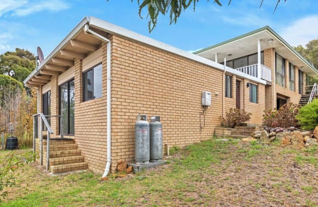 Little Innes - affordable accommodation with a view