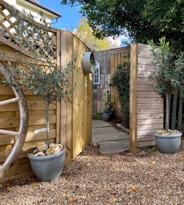 Little Limes an Adorable little Suffolk getaway with outside space near Woodbridge