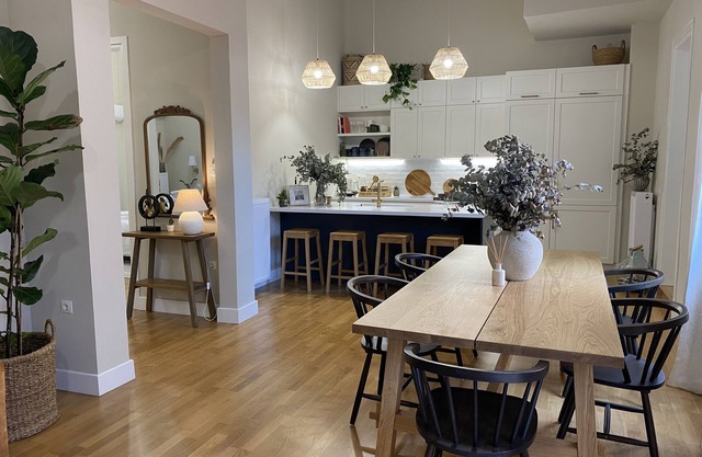 Live the unique experience of the Athens Stunning & Luxurious Neoclassical House