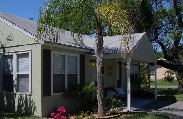 Living On Island Time #2 - Cozy Coastal Cottages With A Whole Lot Of Charm!
