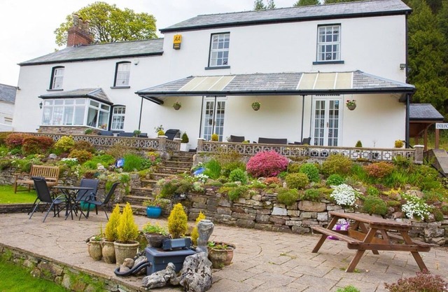 Llwyn Onn Guest House