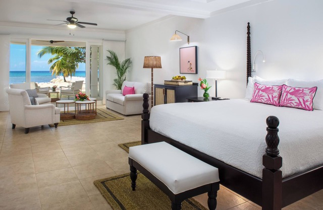 Located in Founders Cove Spacious bathrooms King or double beds