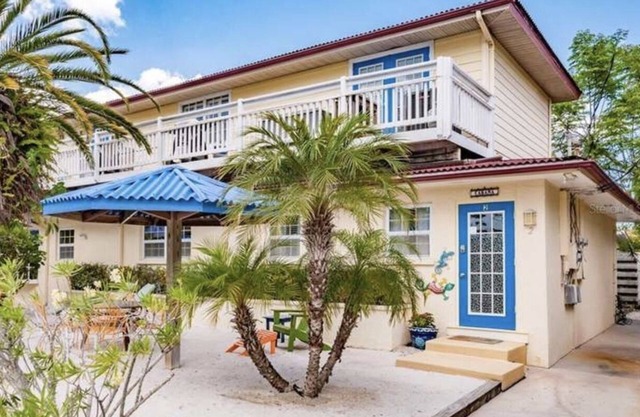 LOCATION! Cabana just steps from the beach!