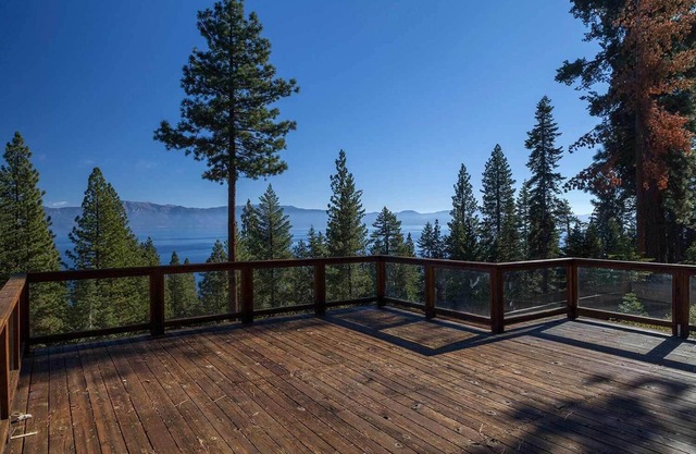 Location location location.with PANORAMIC VIEWS OF LAKE TAHOE!
