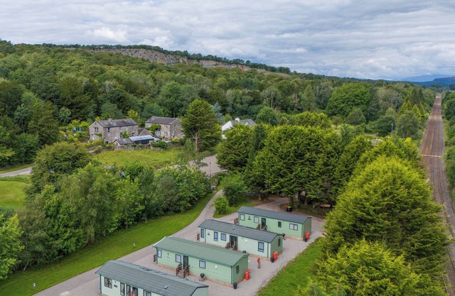 LODGE 1, pet friendly, with a garden in Silverdale