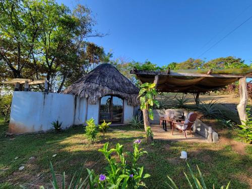 Lodge LA EMBERÁ I Osez l'insolite tout confort