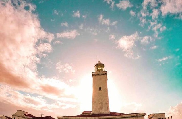 Loft 207 com vista para a piscina e Farol