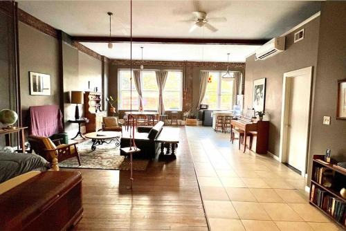 Loft Apartment Historic Downtown Main Street Sylva