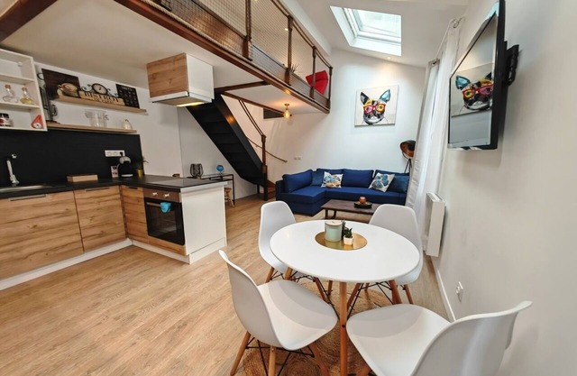 Loft Duplex à 2 min de Paris-parking Privé Gratuit