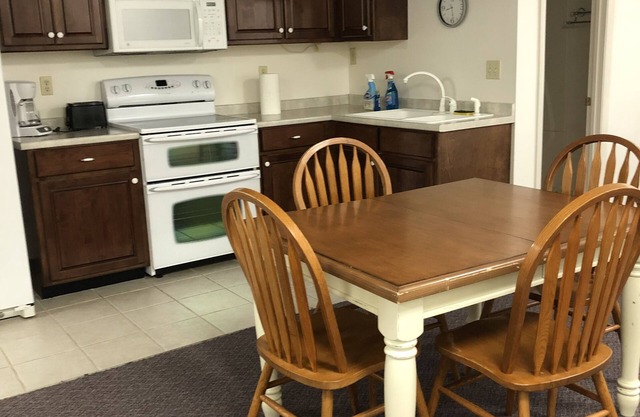 "Loft in the Boro!" Perfect for One