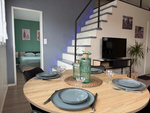 Loft, Studio and Love Rooms