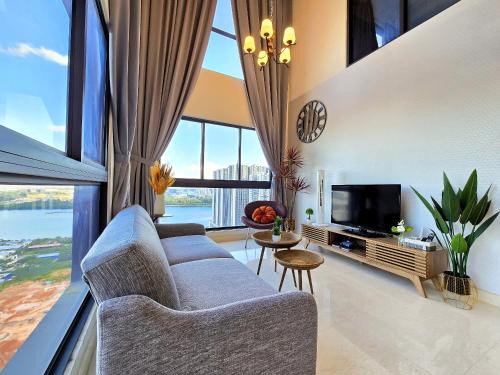 Loft Suite Seaview near JB CIQ 7pax