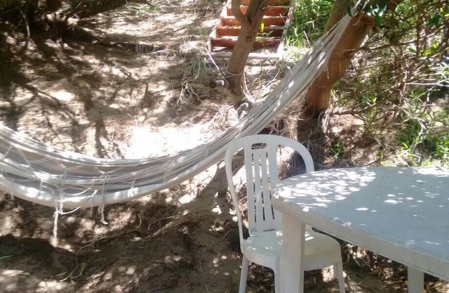 LOFT TYPE HOUSE WITH DOWN TO THE SEA. ONLY BEACH ACCESS, CAPACITY 6 PEOPLE.