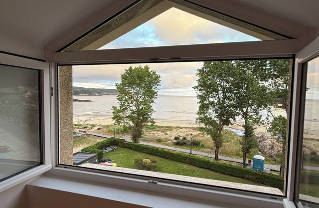 Loft with charm and free private garage in finisterre