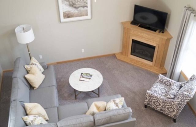 Lofty Places Cottage/Downtown Berlin