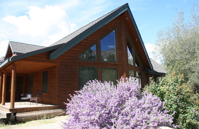 Log Home In The Sequoia National Forest - Perfect safe zone