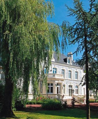 Logis Hôtel & Restaurant - Le Château Des Tourelles 3 étoiles