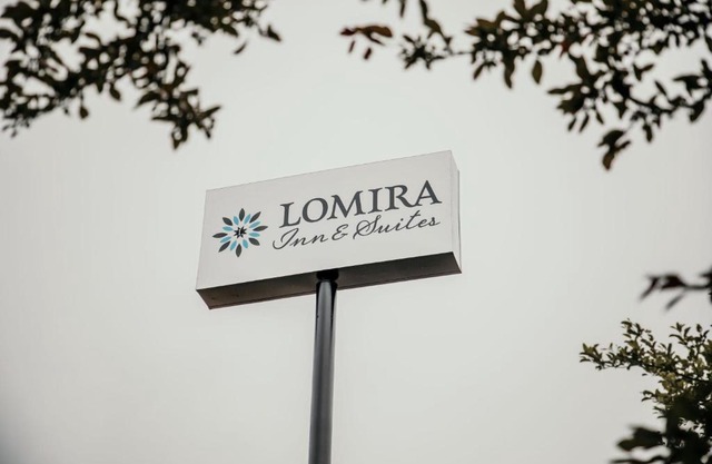 Lomira Inn and Suites