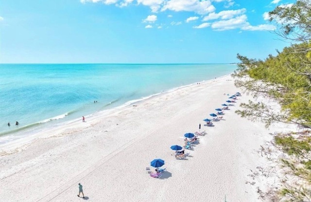 Longboat Key Bliss – Fantastic 3-Bedroom Gulf-Front Retreat