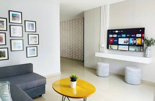 Looking for a family-friendly vacation spot that's close to everything? Look no further