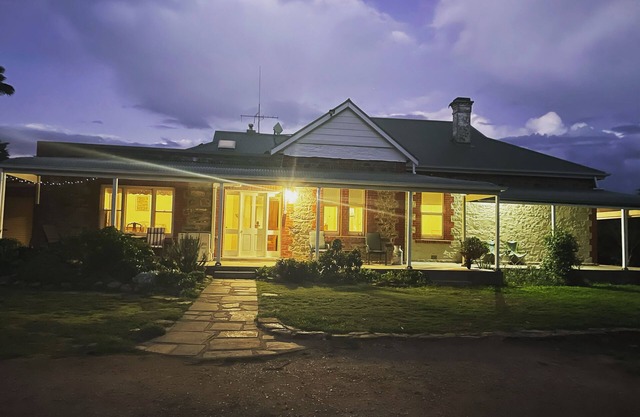 Lorondale Homestead
