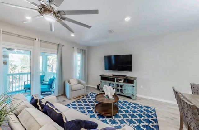 Lost Key 2BR w/En Suites | Free Golf | Come Play at the Beach | Private Beach Club | Pools | Tennis