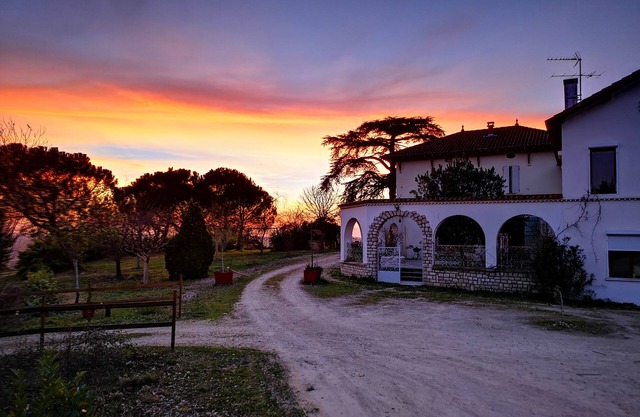 Lots of charm for this house 3 ears, brand new, with its unparalleled panoramic view