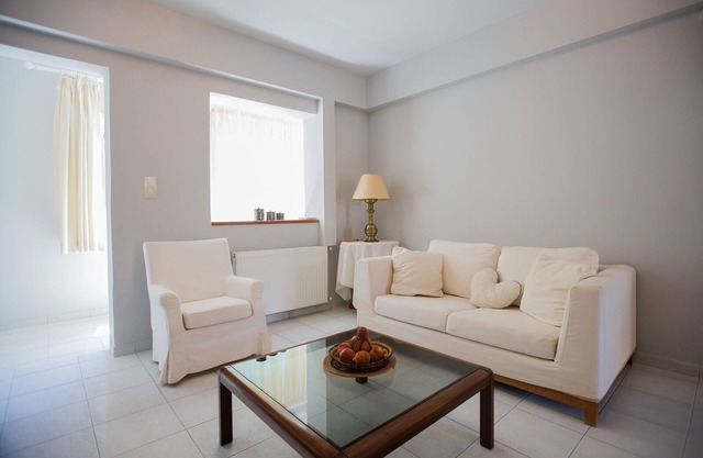 Loutraki home near the beach and the city centre