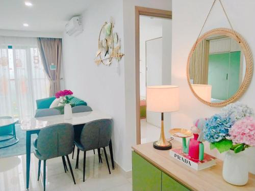 LOVE HOME-peaceful Apart-2bed2WC-66m2-5'Trang Tien