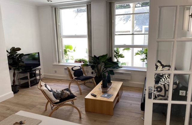 Lovely 1 bedroom apartment near Hyde Park