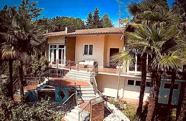 Lovely and elegant Villa- Nature & Wine, excellent position for daytrips