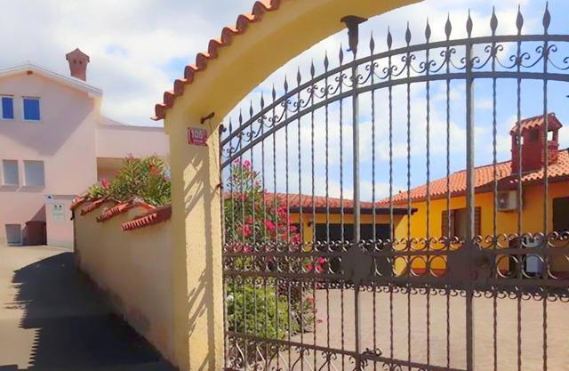Lovely apartment in Dekani with WiFi