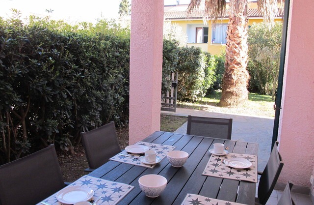 Lovely apartment in villa for 5 people with WIFI, TV, terrace and pets allowed, close to La Spezia