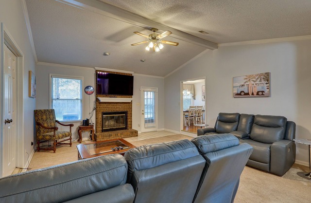Lovely Decatur Home w/Yard ~ 6 Mi to Town!