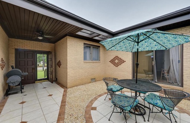 Lovely Goldsboro Home with Yard and Grill!