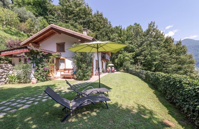 Lovely home in Bagolino with kitchen