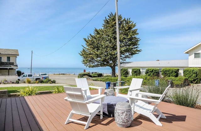 Lovely Shell Beach custom home w/epic ocean views