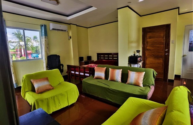 Lovely Studio only 5 min from the beach!