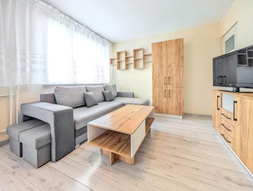 Lubuska Comfy Wooden Studio by BookingHost