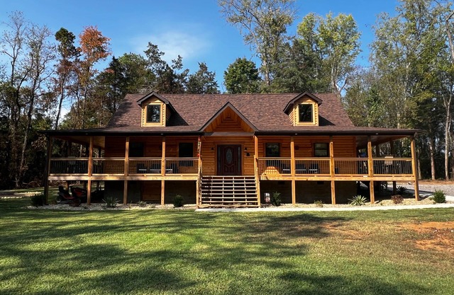 Lured Away at Lester's Lake Cabins